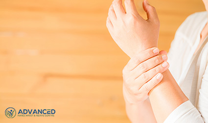 Image 10 Best Exercises To Ease The Symptoms Of Carpal Tunnel Syndrome Featured