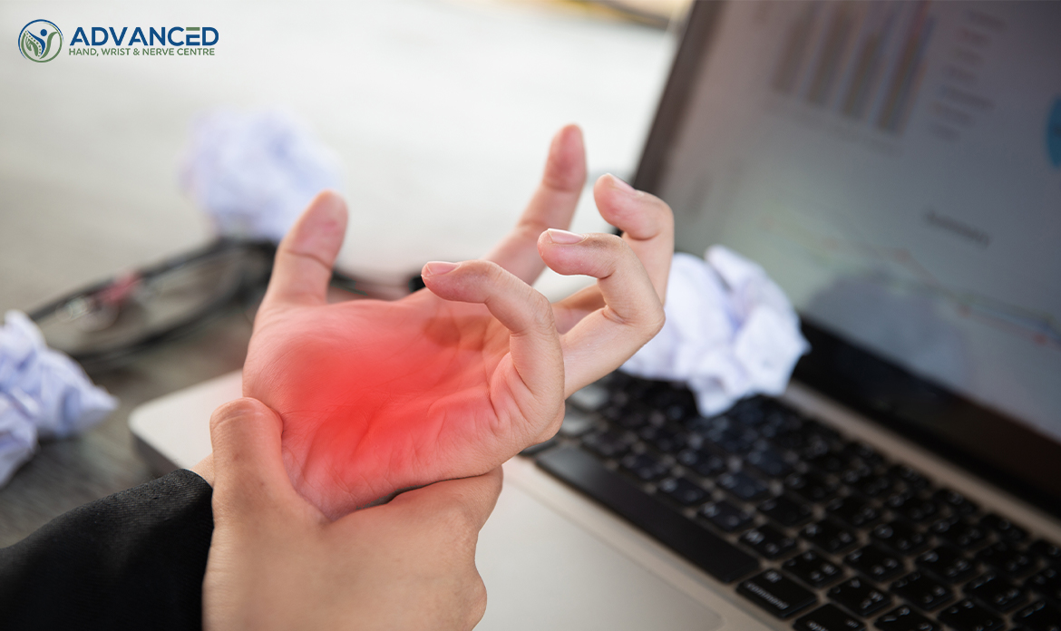 Image Pressing The Middle Of The Palm With Her Thumb To Relieve Pain