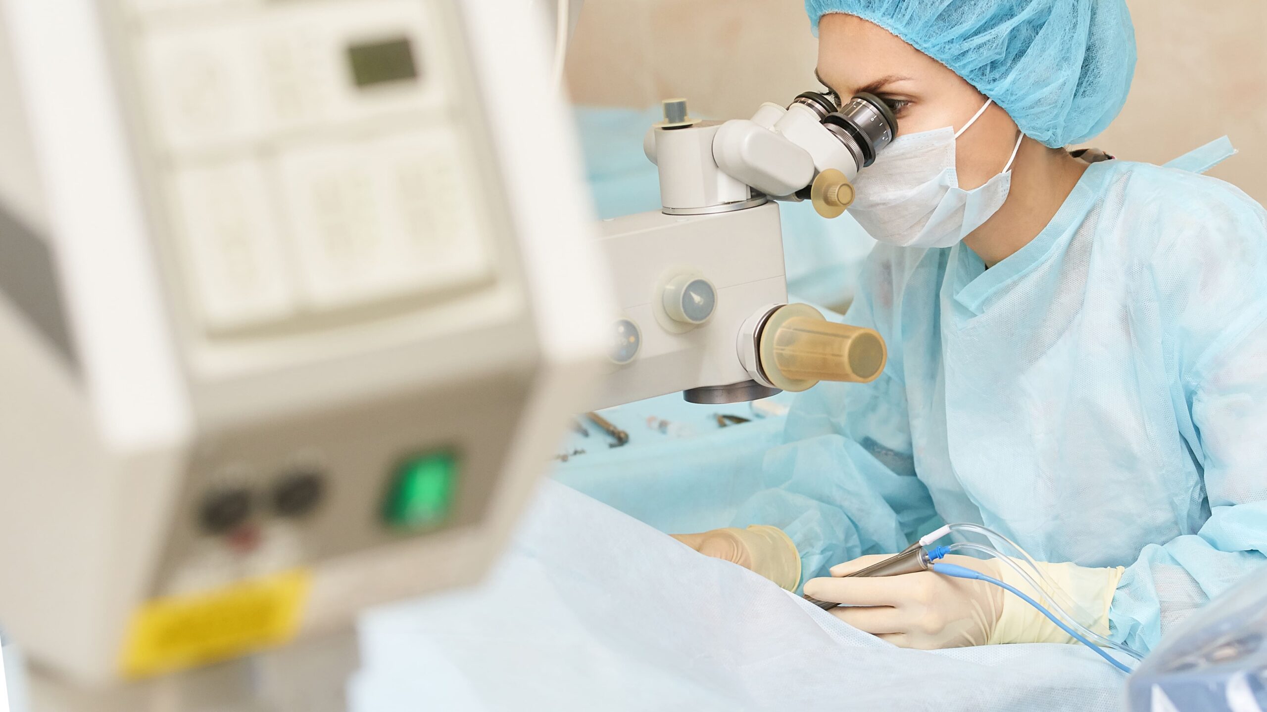 Image ophthalmology laser microscope operation doctor i 2024 10 18 08 14 58 utc
